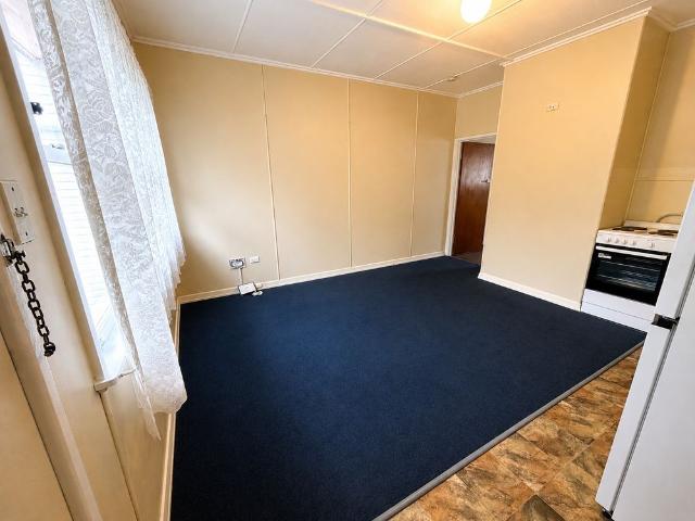 Neat & Tidy Unit in the Heart of West End ⭐