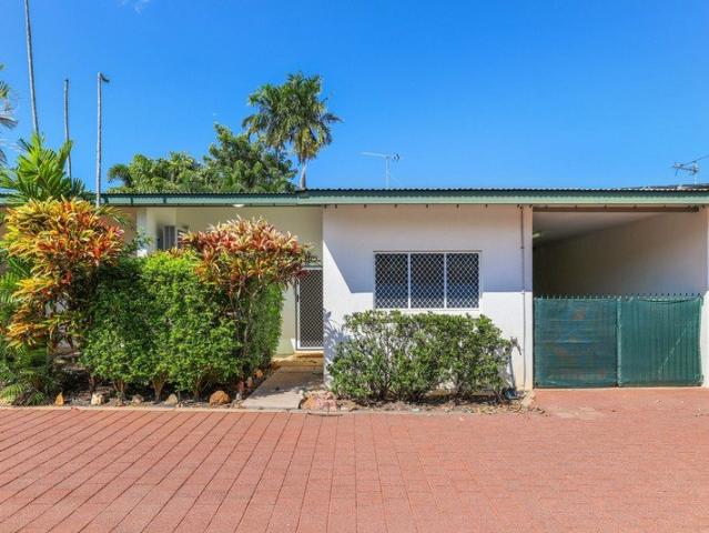 Neat & Tidy Unit in a Great Location