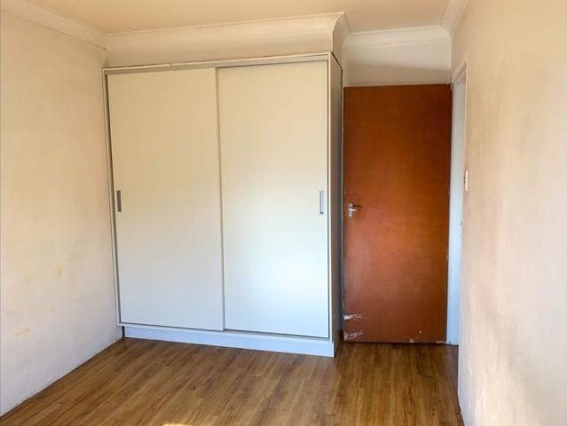 Neat unit in convenient location