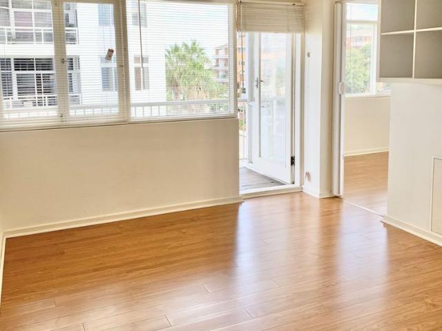 Neat Unit Located in Wollongong CBD