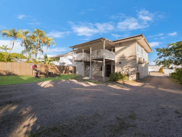 Neat Unit, Minutes to the CBD