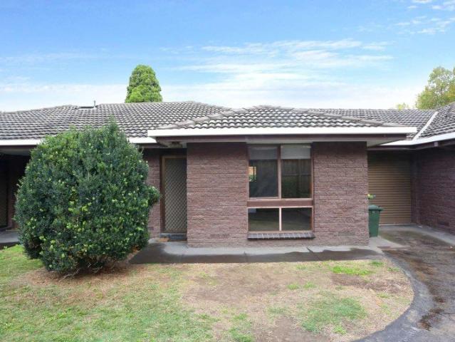 Neat villa in quiet location of Northcote