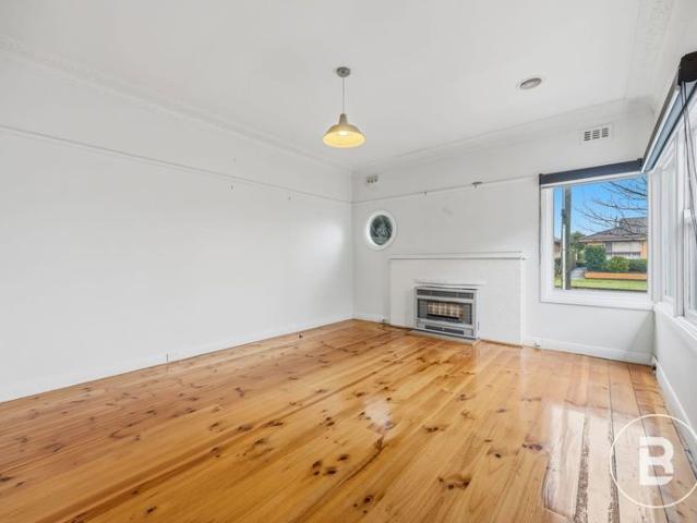 NEAT WEATHERBOARD HOME IN IDEAL LOCATION