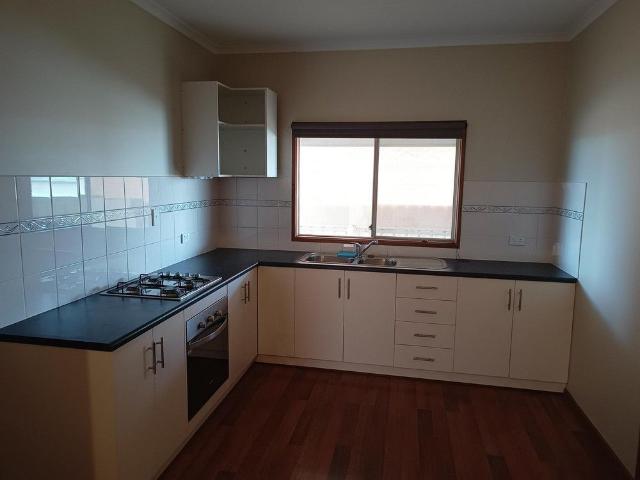 Neat 1 bedroom unit