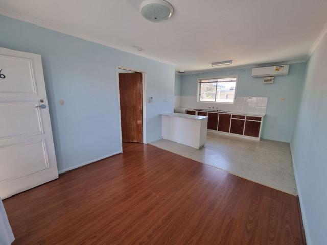 Neat 1 Bedroom Flat