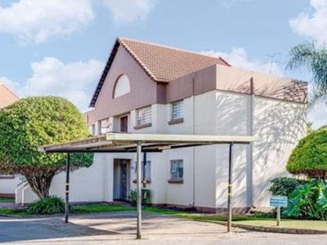 neat 1 bedroom ground floor apartment