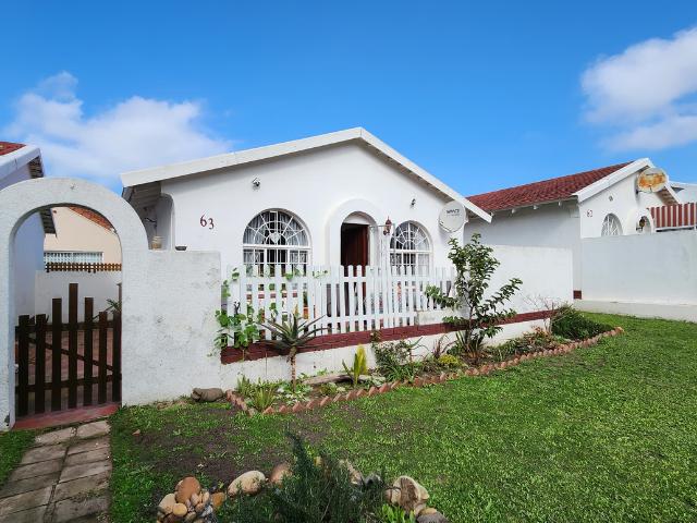 NEAT 2 BEDROOM TOWNHOUSE TO RENT IN ASTON BAY