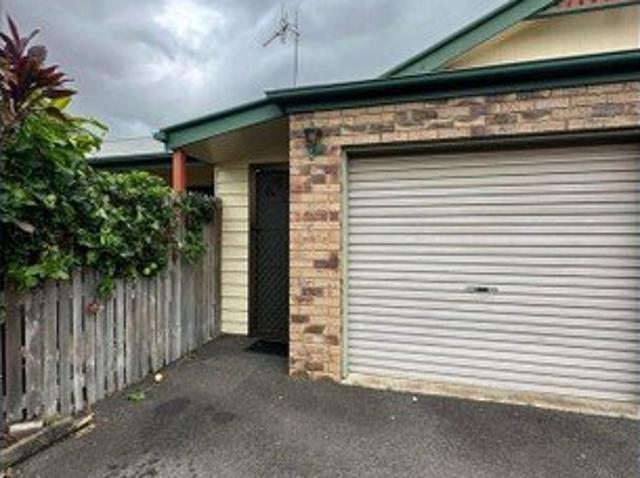 Neat 2 Bedroom Unit Close to CBD & Amenities