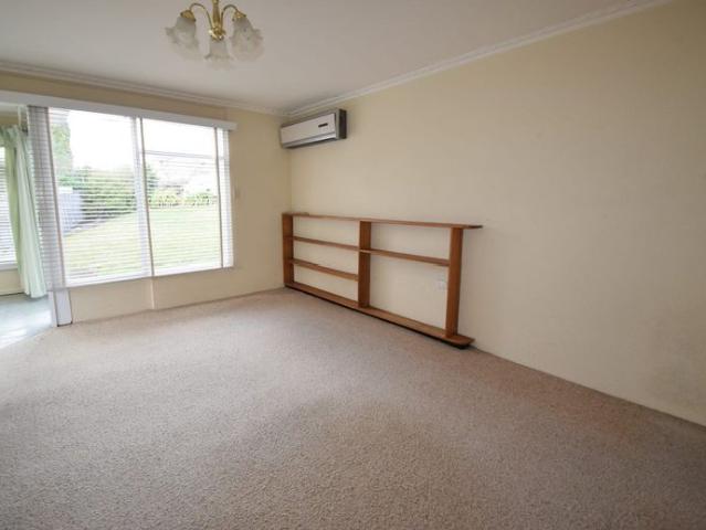Neat 2 bedroom unit, live here?