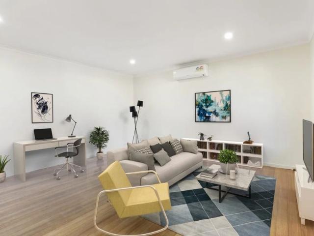 Neat 2 bedroom unit!