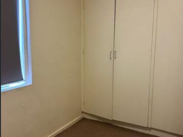 Neat 2 Bedroom Unit!