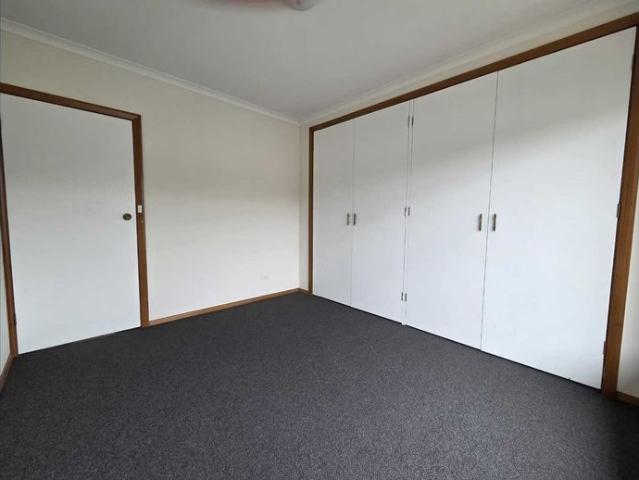 Neat 2 Bedroom Unit