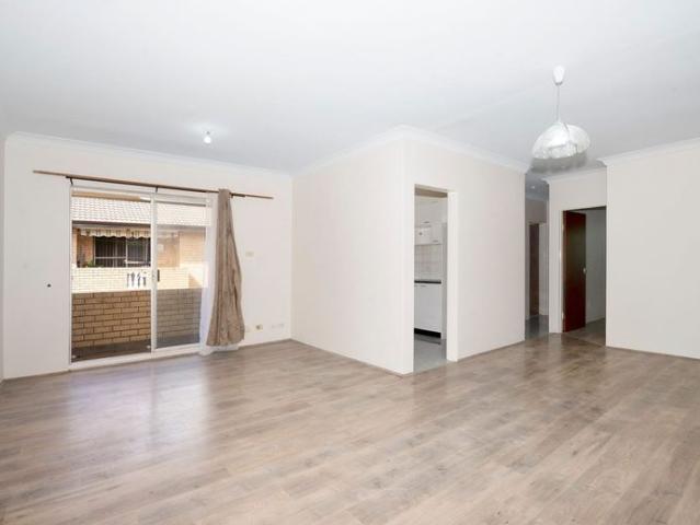 Neat 2 Bedroom Unit