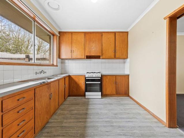 Neat 2 Bedroom Unit