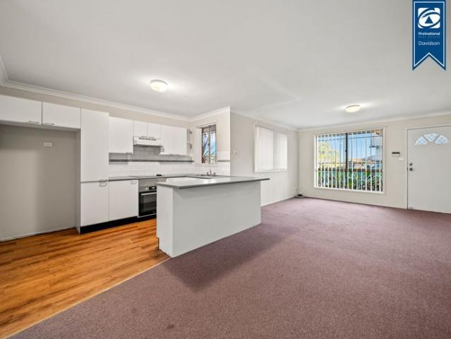 Neat 2 Bedroom Home With Convenience At Your Door!