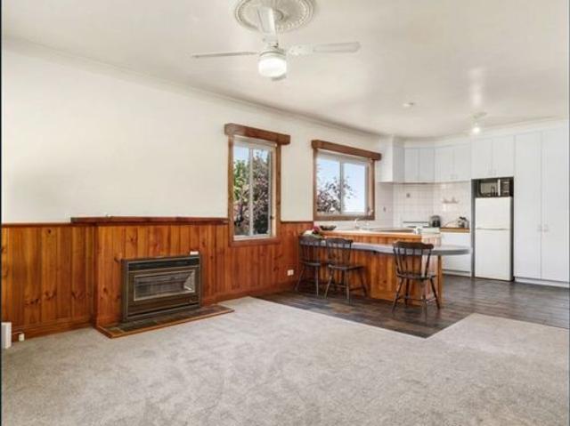 Neat 2 bedroom home