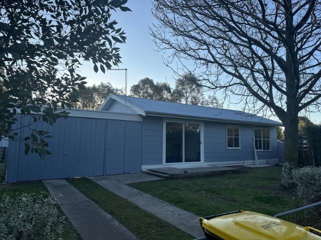 NEAT 2 BEDROOM HOME