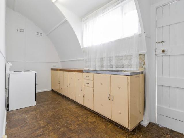 Neat 2 Bedroom Home