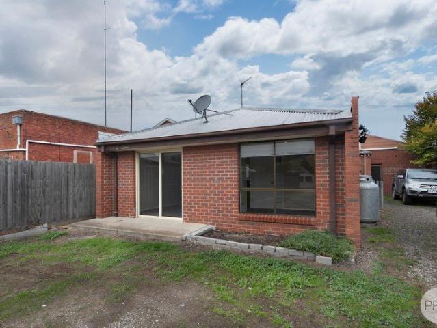 NEAT 2 BEDROOM IN BEAUFORT