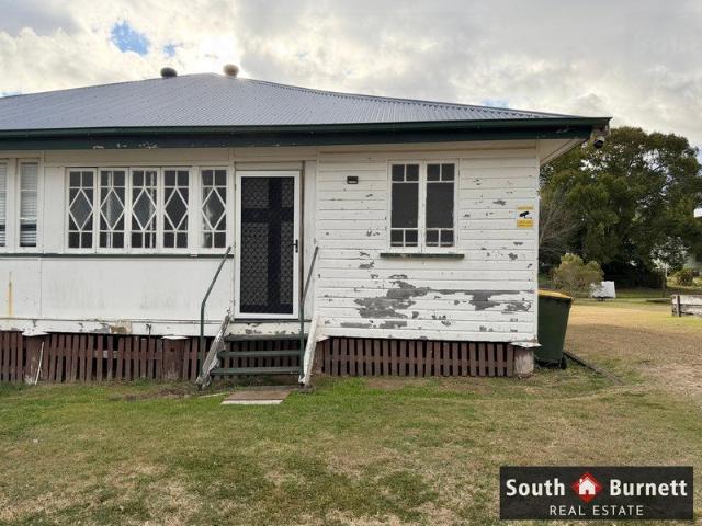 Neat 2 Bedroom Rental in Convenient Murgon Location