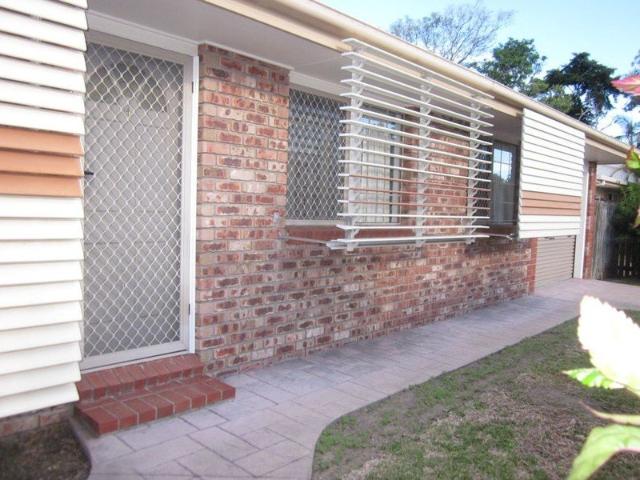 NEAT 2BRM UNIT CLOSE TO TOWN
