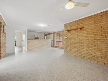 Neat 3 Bedroom Unit