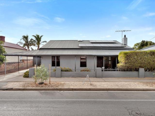 Neat 3 bedroom home in Gawler South