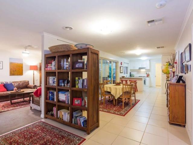 NEAT 3 BEDROOM HOME WITH ADDITIONAL CAR PARKING