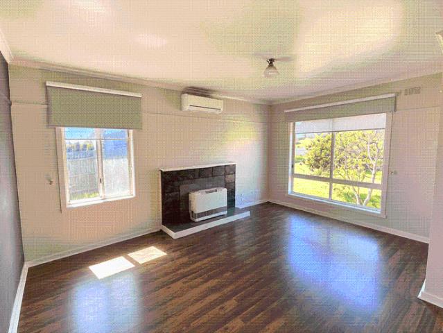 Neat 3 Bedroom Home With Great Shed Right Here in Traralgon