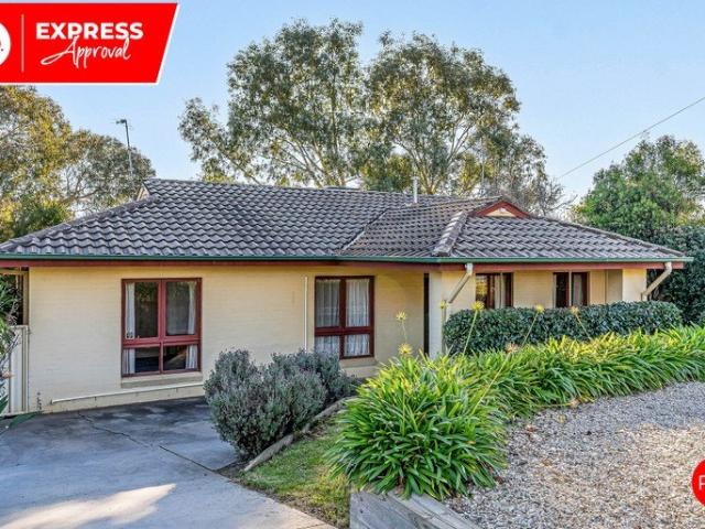 Neat, 3 Bedroom Home!