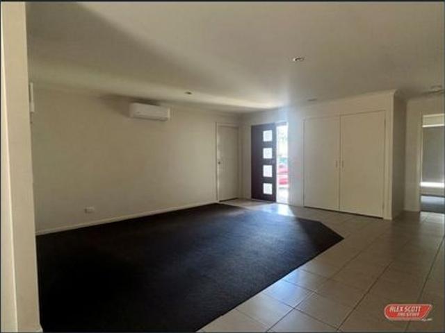 Neat 3 Bedroom Pakenham Unit in a Handy Location