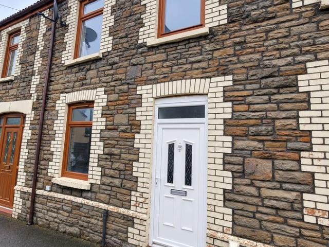 Neath SA11, 3 bed terraced house to rent, £795 pcm | PrimeLocation