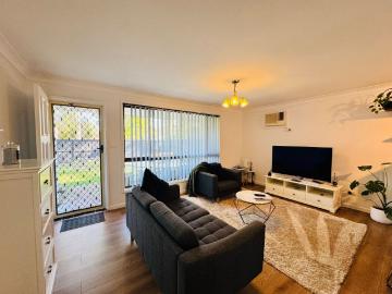 Neatly Presented Three Bedroom Home In Windermere Park