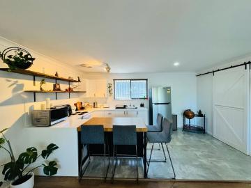 Neatly Presented Three Bedroom Home In Windermere Park
