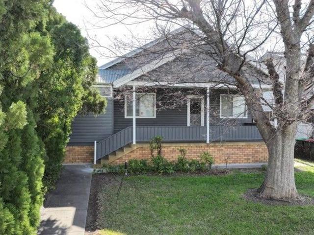 Neatly Renovated DOESN'T FLOOD!