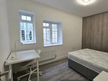 Neatsmith, Finchley Road, London, NW3 5HL, United Kingdom | 1 bed house for rent #166059176 | Rentberry