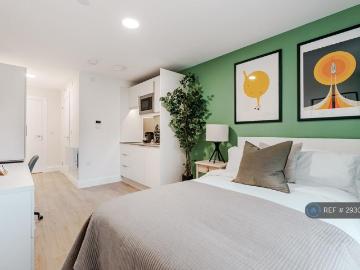 Neal Drive, Cambridge, CB4 Studio to rent £1,079 pcm £249 pw