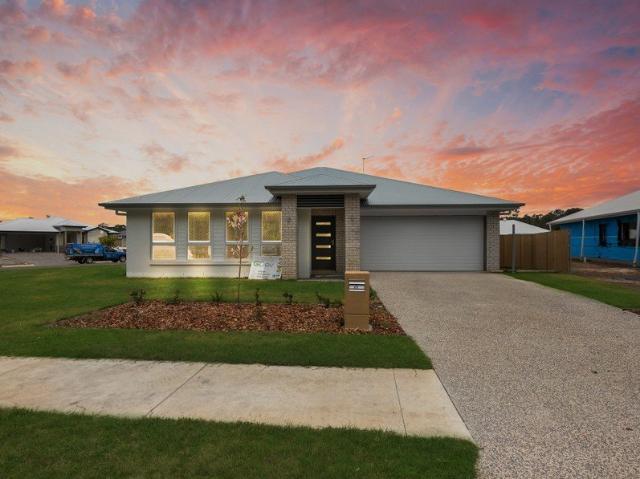 NEAR NEW 4 BEDROOM HOME