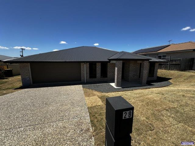 Near New 4 Bedroom Home with Elevated Views Hospital Hill