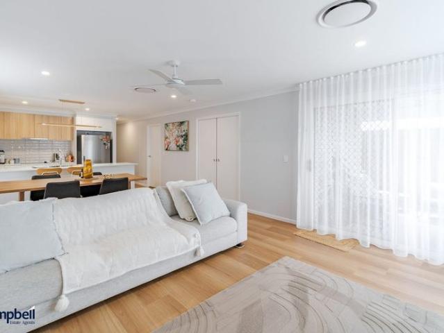Near New 4 Bedroom Home in a Connected Ripley Community