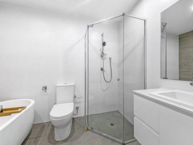 Near New 2 Bed Apartment Now Available