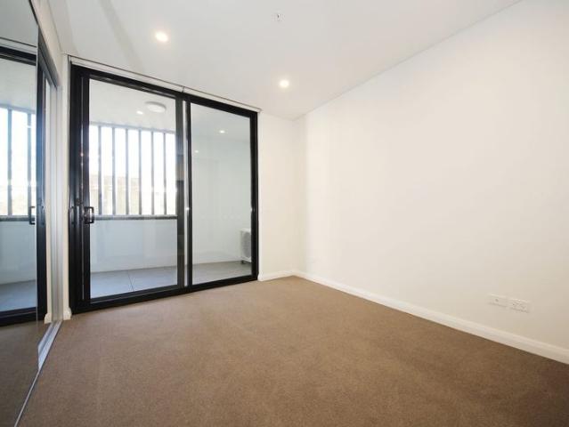 Near New 2 Bedroom Apartment Located in the Heart of Rouse Hill