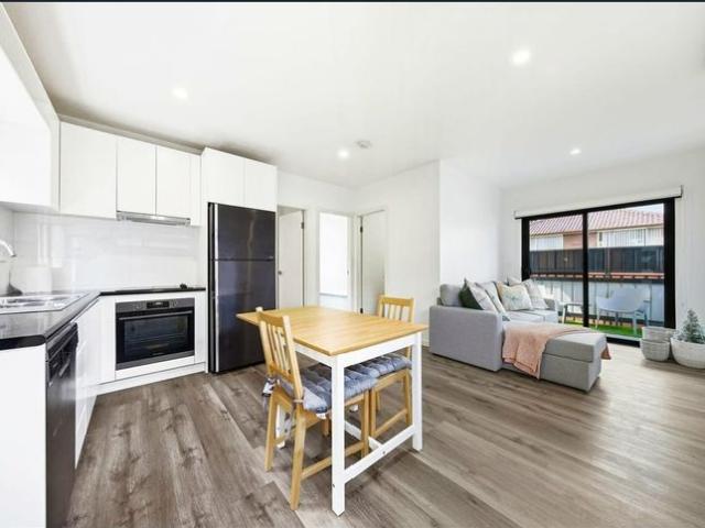 Near new 2 bedroom Granny Flat