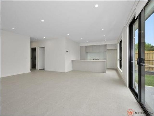 Near New 2 Bedroom Unit