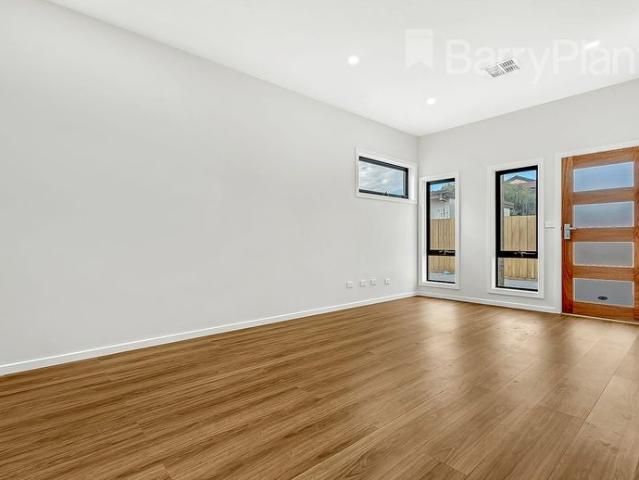 Near New 2 Bedroom Unit!