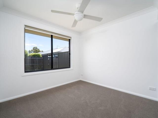 NEAR NEW 2 BEDROOM UNIT IN PEACEFUL LOCATION