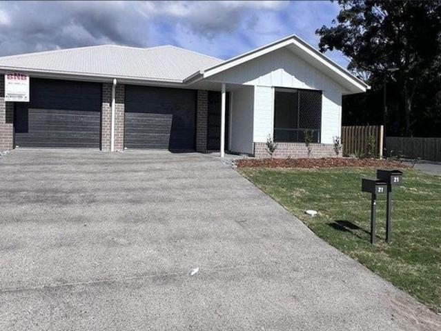 Near New 3 bedroom, 2 bathroom for rent