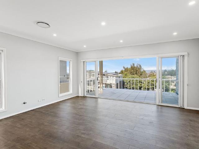 Near New 3 Bedroom Duplex in a Quiet Street