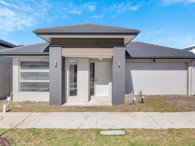 Near New 3 Bedroom Home!