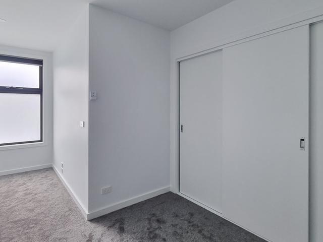 Near New Townhouse